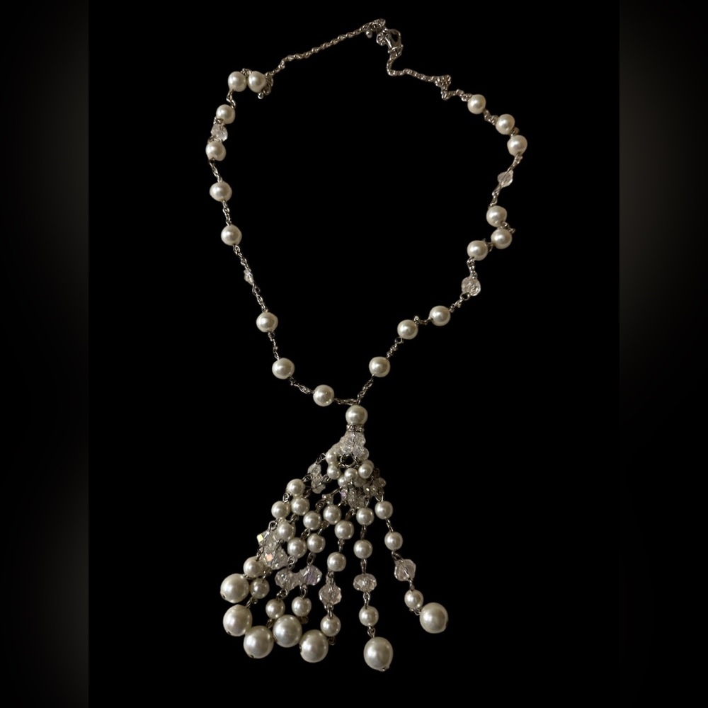 Elegant Faux Pearl and Silver Toned Necklace